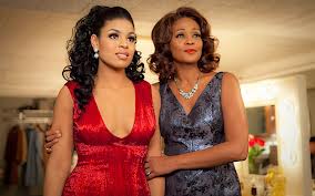 Уитни Хьюстон агсны тоглосон “Sparkle” кино нээлтээ хийлээ